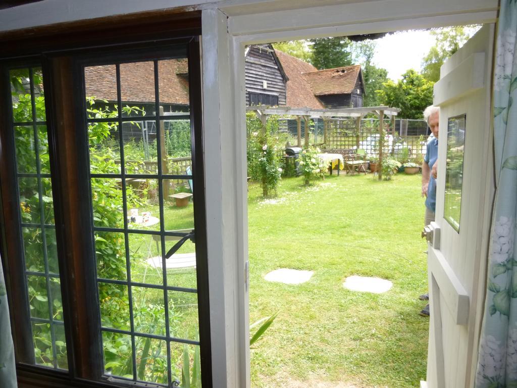 Church Hall Farm Bed And Breakfast Broxted Rom bilde